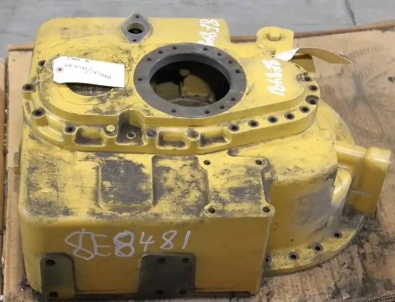 Transfer Gear Case A image 4