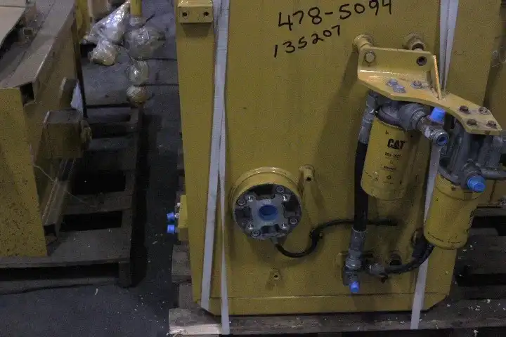 Hydraulic Tank & Filter GP image 3