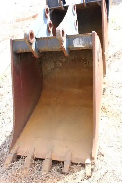 Bucket 24" image 5