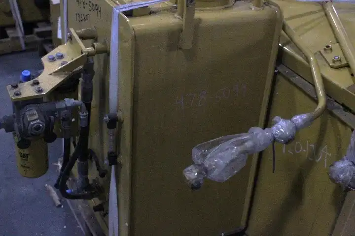 Hydraulic Tank & Filter GP image 4