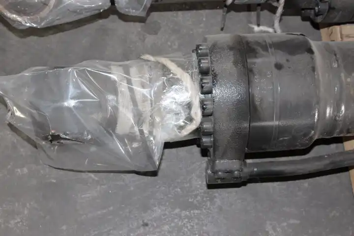 Complete Arrangement With Tube And Rod Assemblies image 3