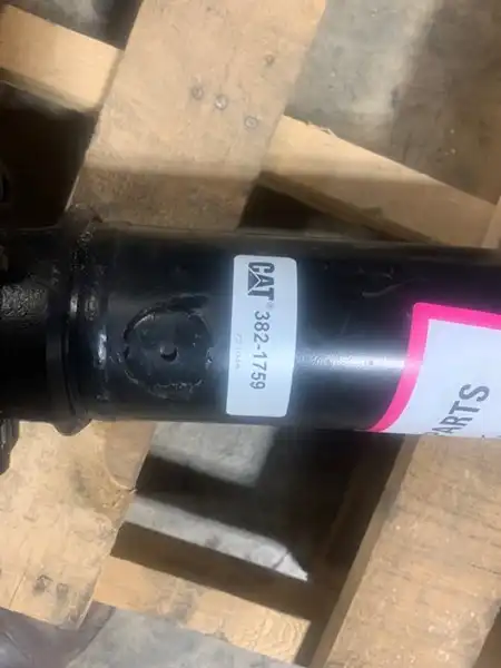 Rear Universal Joint image 3