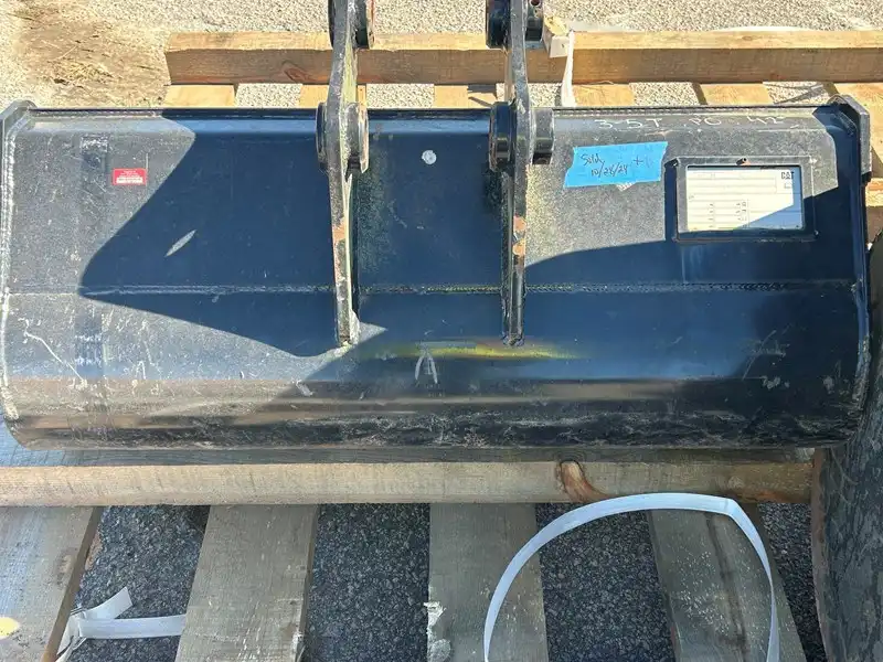 Bucket 42" 7.3CFT Clean UP image 4