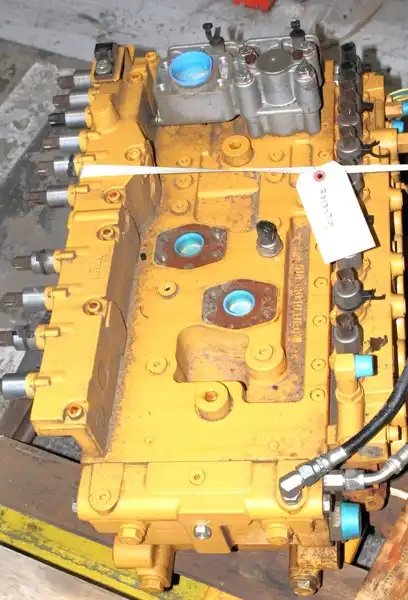 Main Control Valve Group image 2