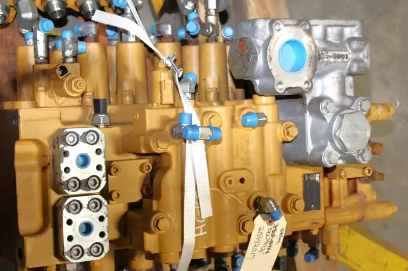 Main Control Valve Group image 5