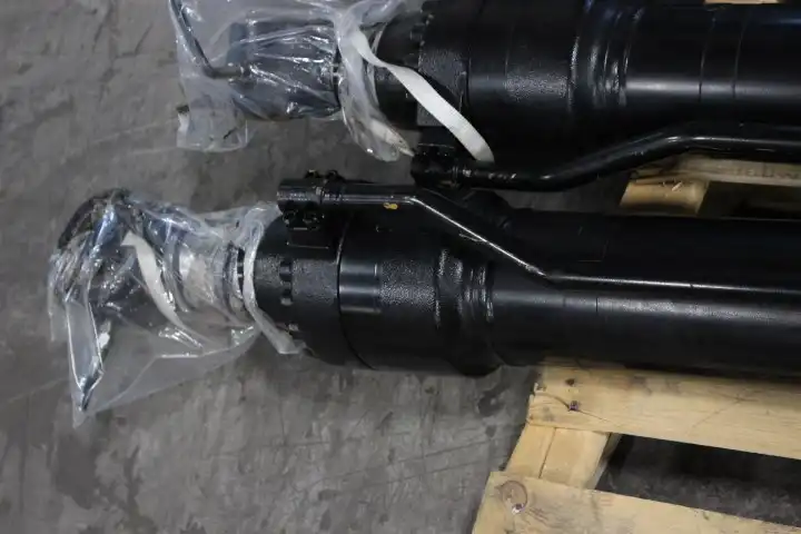 New Cylinder Arrangement With Tube And Rod Assemblies image 5