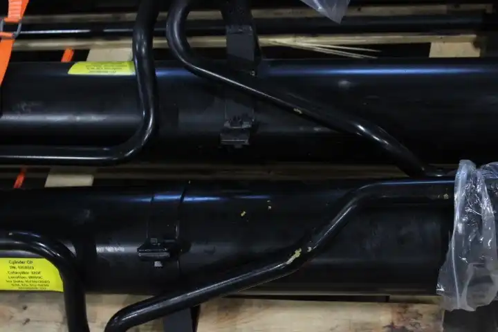 New Cylinder Arrangement With Tube And Rod Assemblies image 6