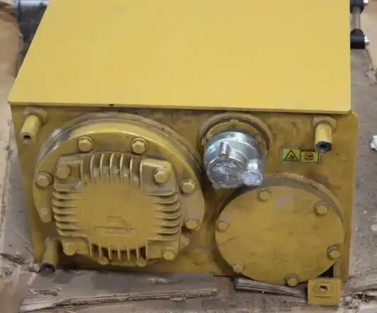 New Hydraulic Tank & Filter GP image 10