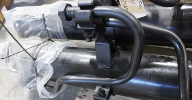 Complete Cylinder Arrangement With Tube And Rod Assemblies image 6