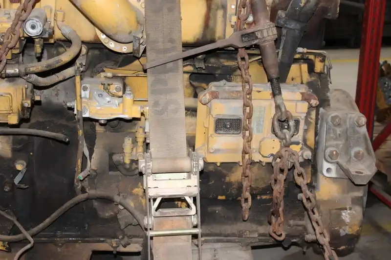 C-15 Engine image 5