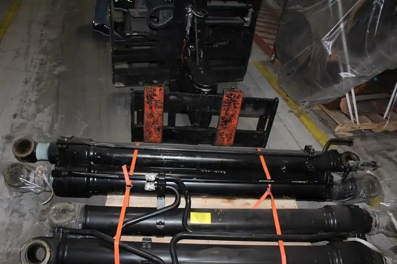 Complete Arrangement With Tube And Rod Assemblies image 4