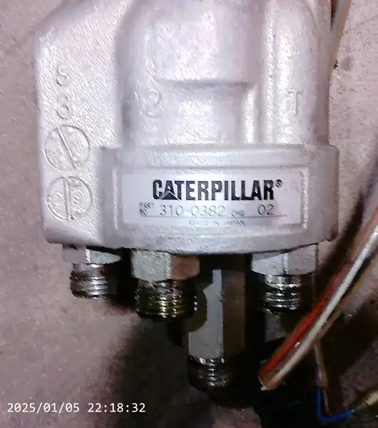 Joystick Pilot Valve image 2