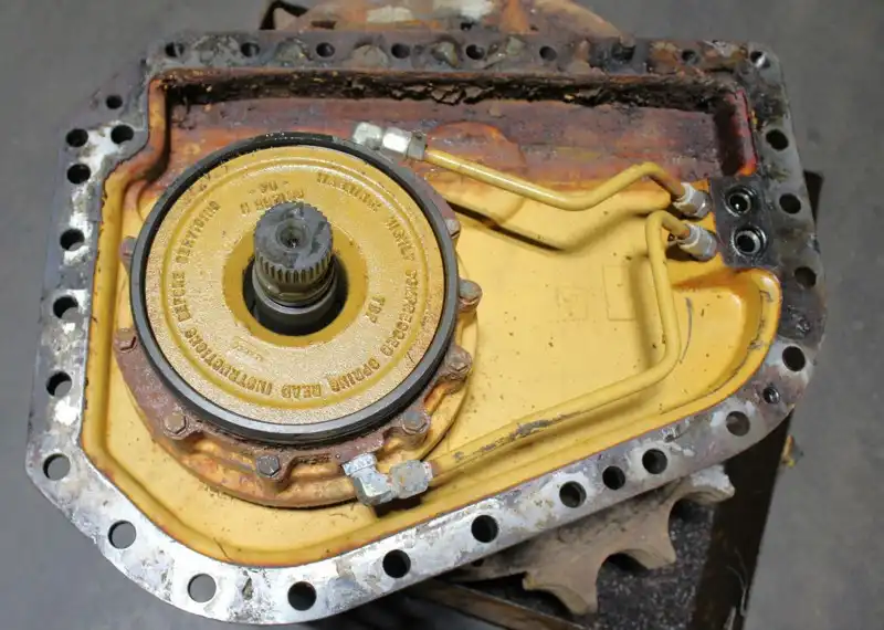 Final Drive & Brake GP (lh) image 7