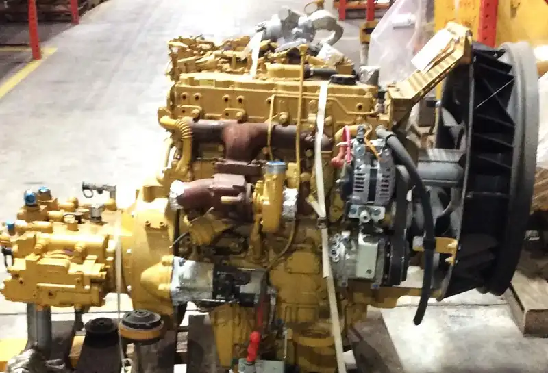 4 Cylinder 4.4 Liter Engine image 4