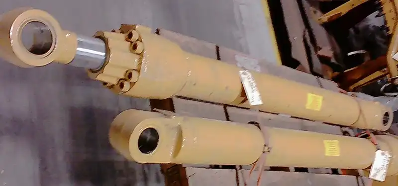 Complete Cylinder Arrangement With Tube And Rod Assemblies image 2