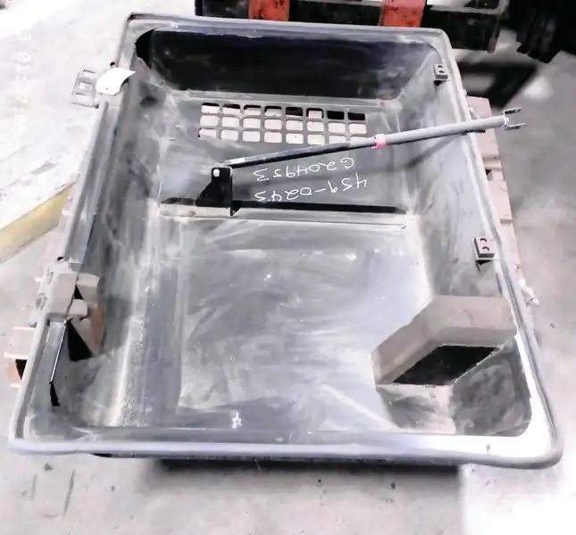 Engine Hood GP image 2