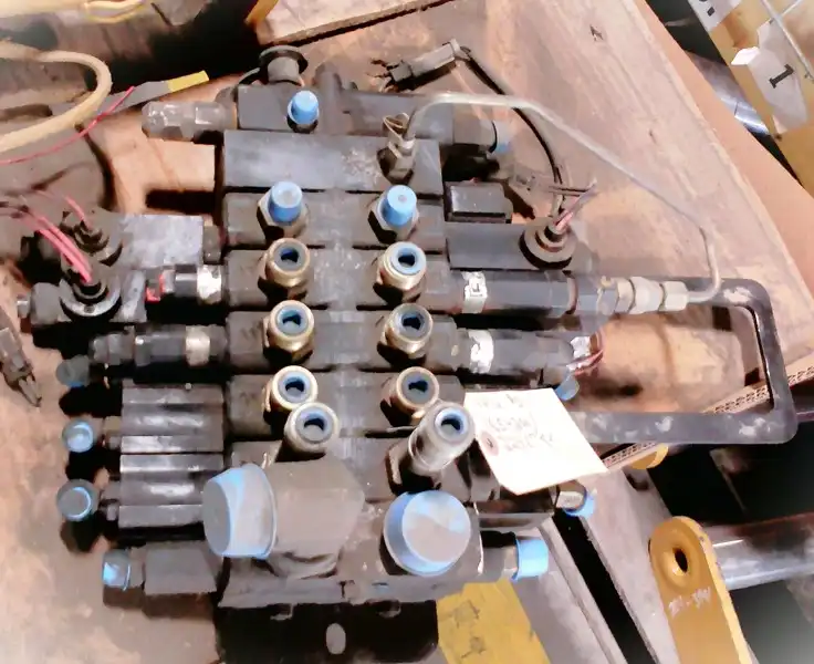 Valve Assembly - 5 Bank image 2
