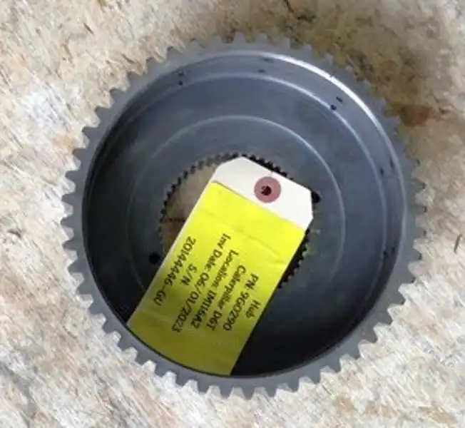 Clutch Hub image 2