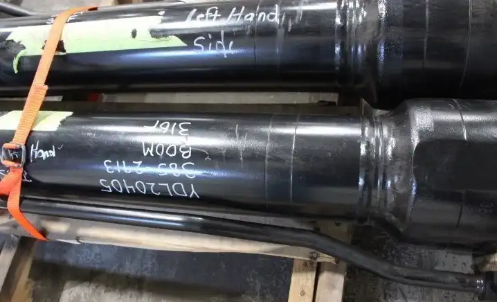 Complete Cylinder Arrangement With Tube And Rod Assemblies image 5