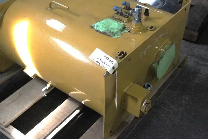 Hydraulic Tank & Filter GP image 2