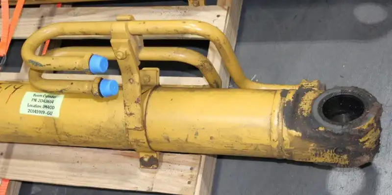 Complete Cylinder Arrangement With Tube And Rod Assemblies image 5