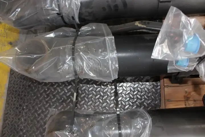Seal & Cylinder Group (boom) image 2