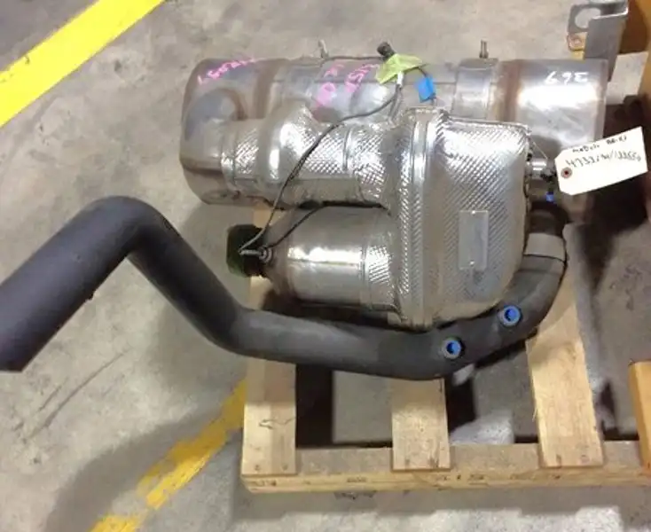 Engine Diesel Exhaust Fluid Module image 2