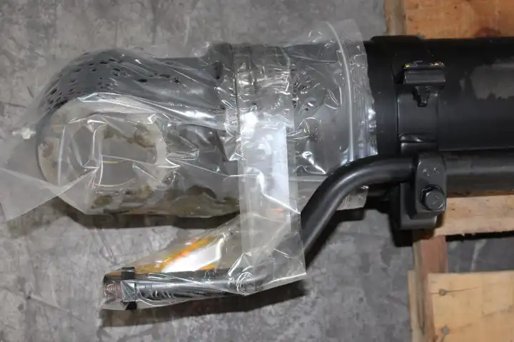 Complete Arrangement With Tube And Rod Assemblies image 3