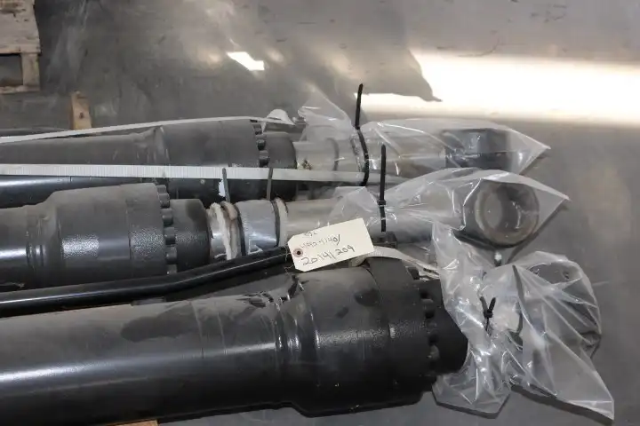 Cyl Gp-cylinder Arrangement With Tube And Rod Assemblies image 2