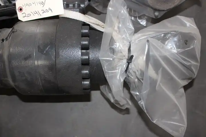 Cyl Gp-cylinder Arrangement With Tube And Rod Assemblies image 3