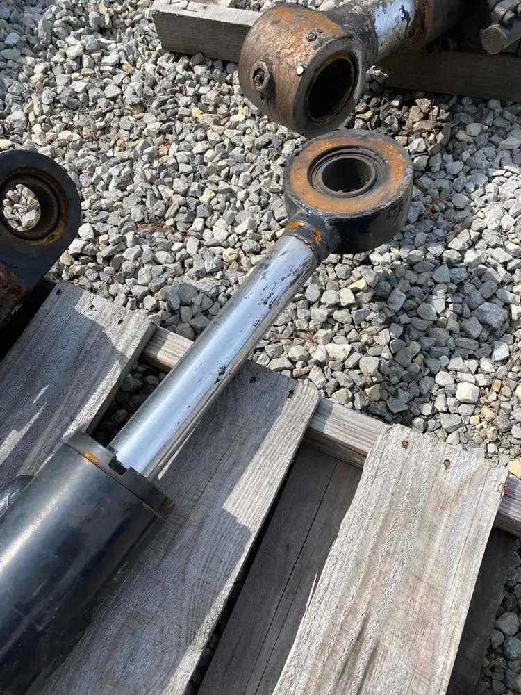 Cylinder Steering image 2