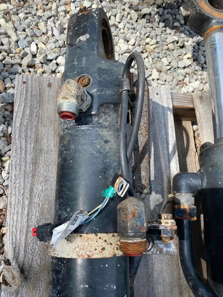 Cylinder Steering image 2