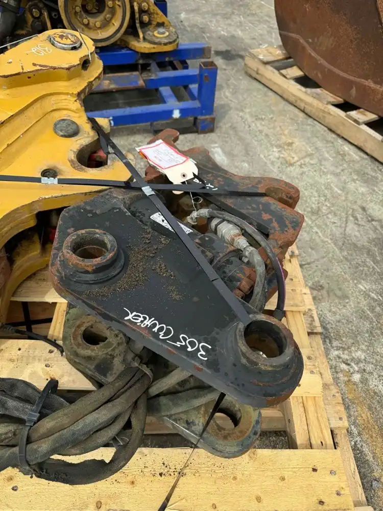 Coupler Hyd image 3