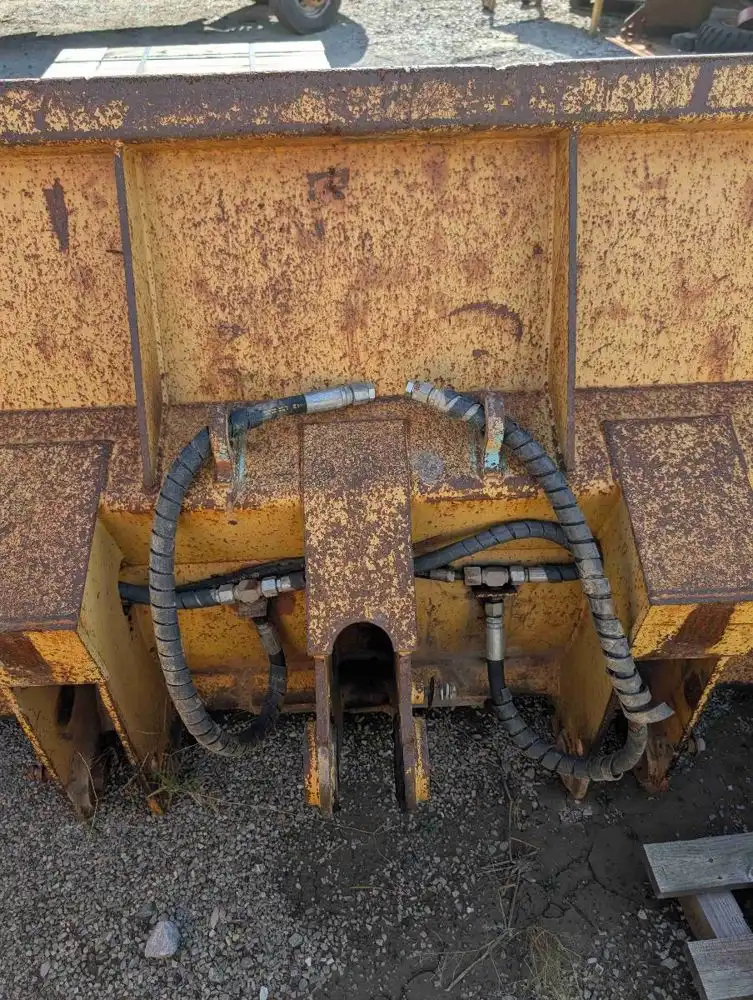 Bucket image 4