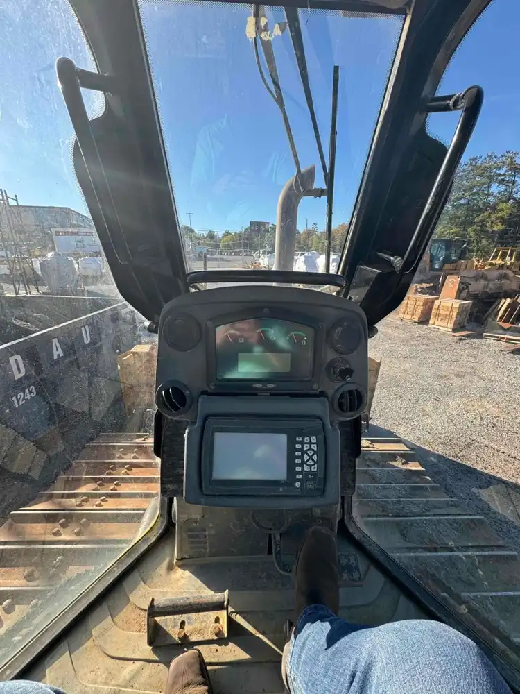 Cab AS image 7
