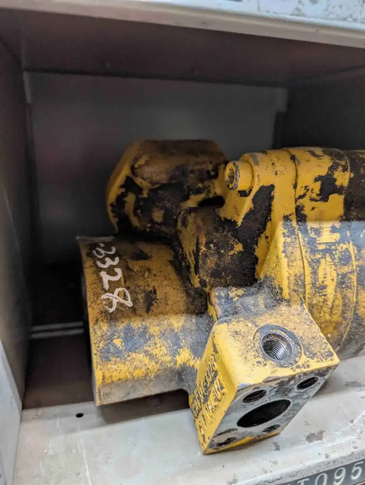 Pump image 3