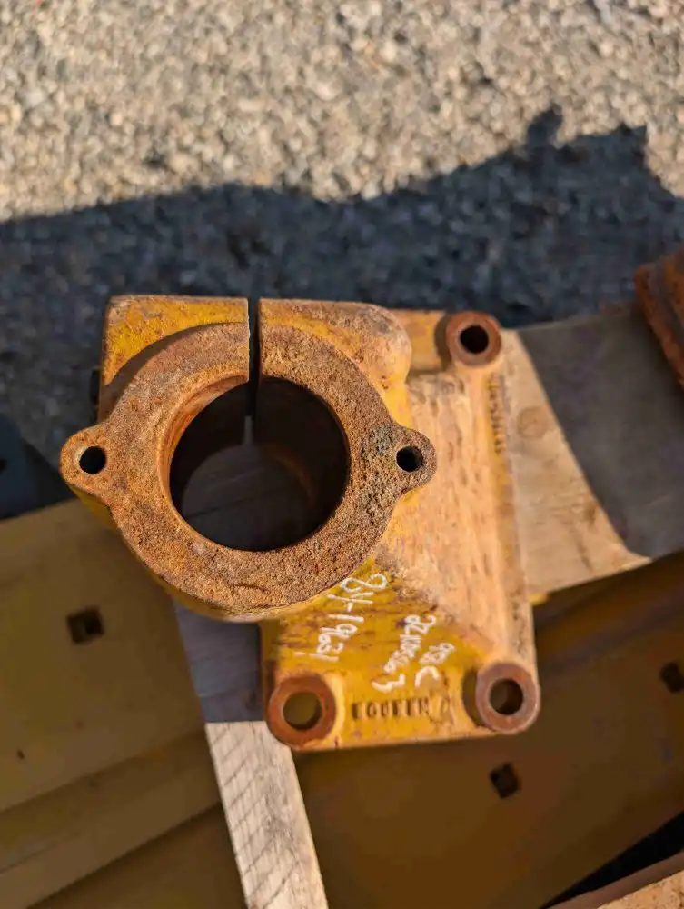 Bracket image 2