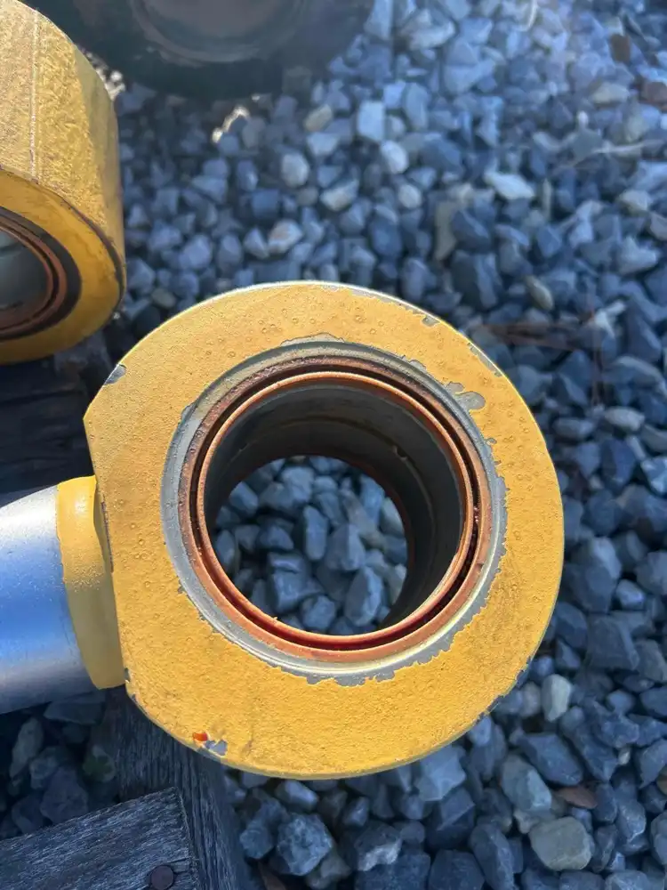 Cylinder GP image 2
