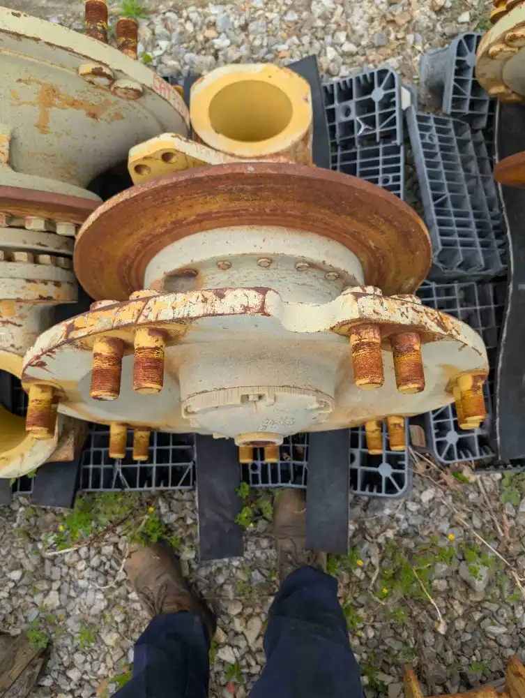 Axle image 2