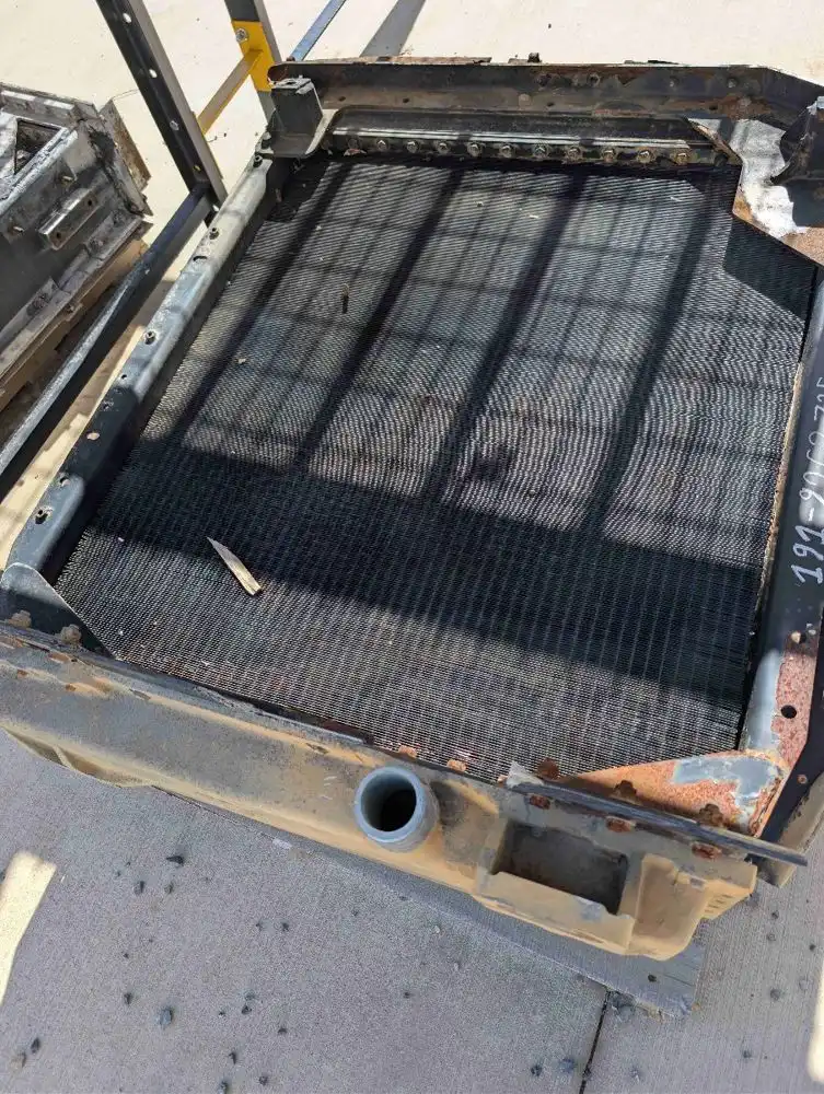Radiator GP. image 3