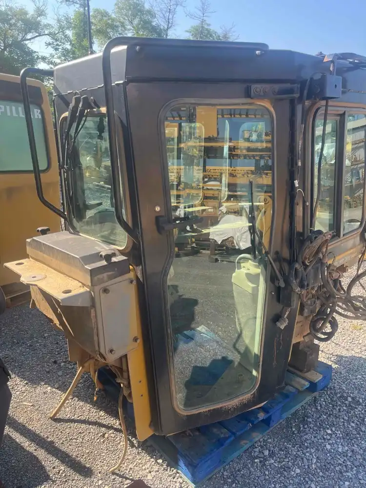 Cab AS image 2
