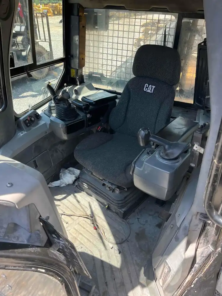 Cab image 5