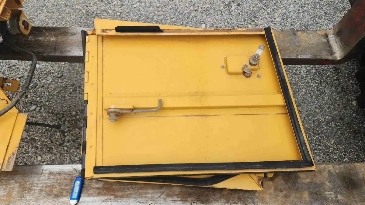 Door AS image 2