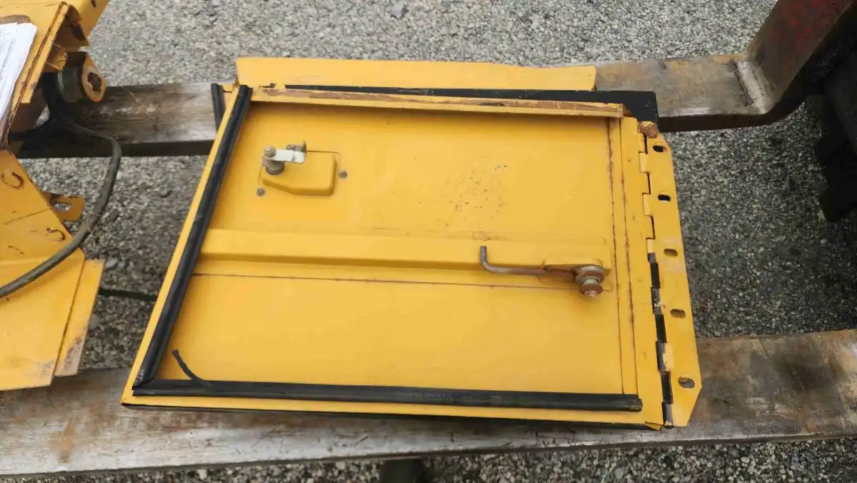 Door AS image 2
