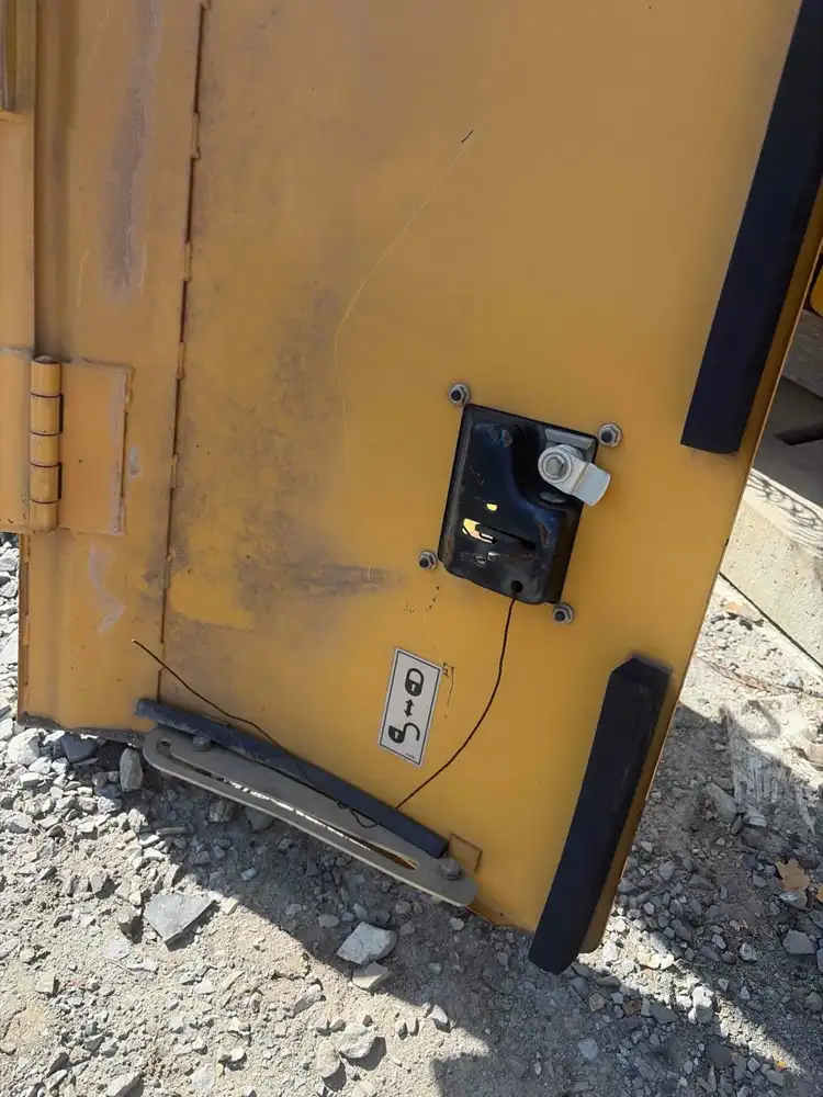 Door GP image 2