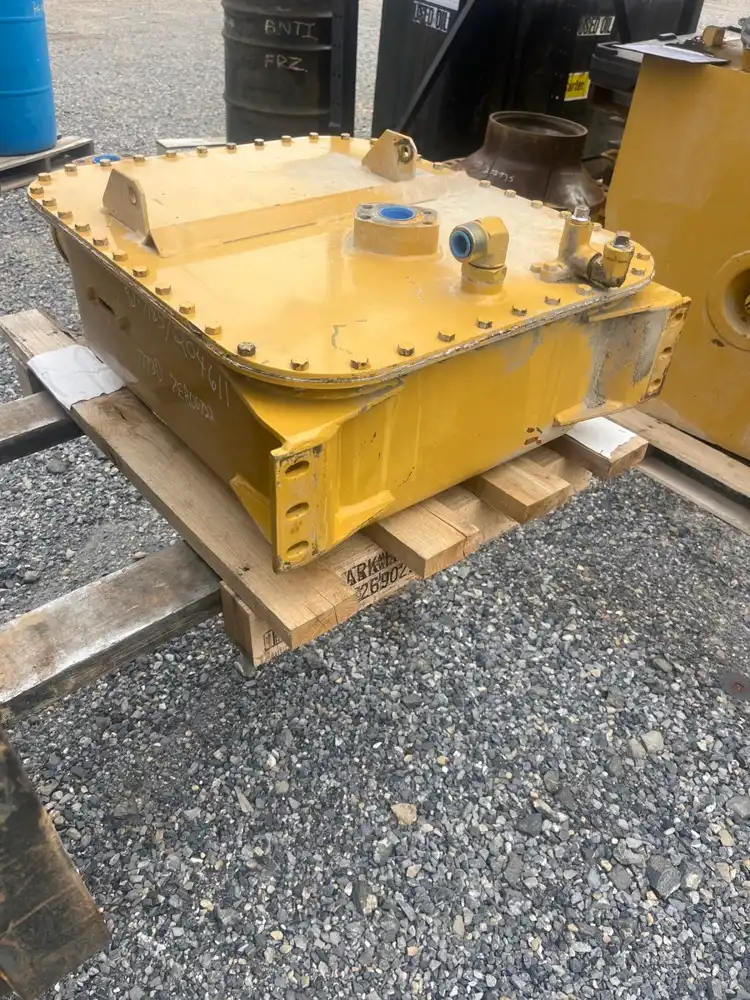 Tank G image 2