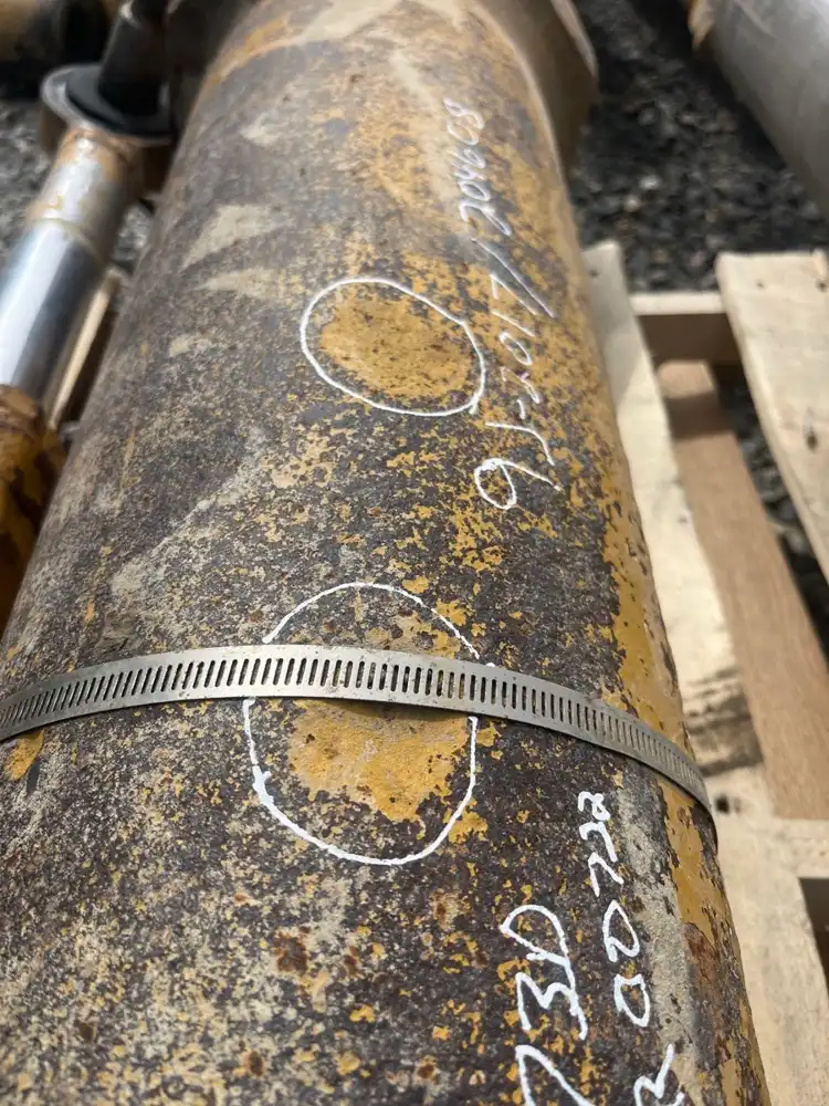 Cylinder G image 2