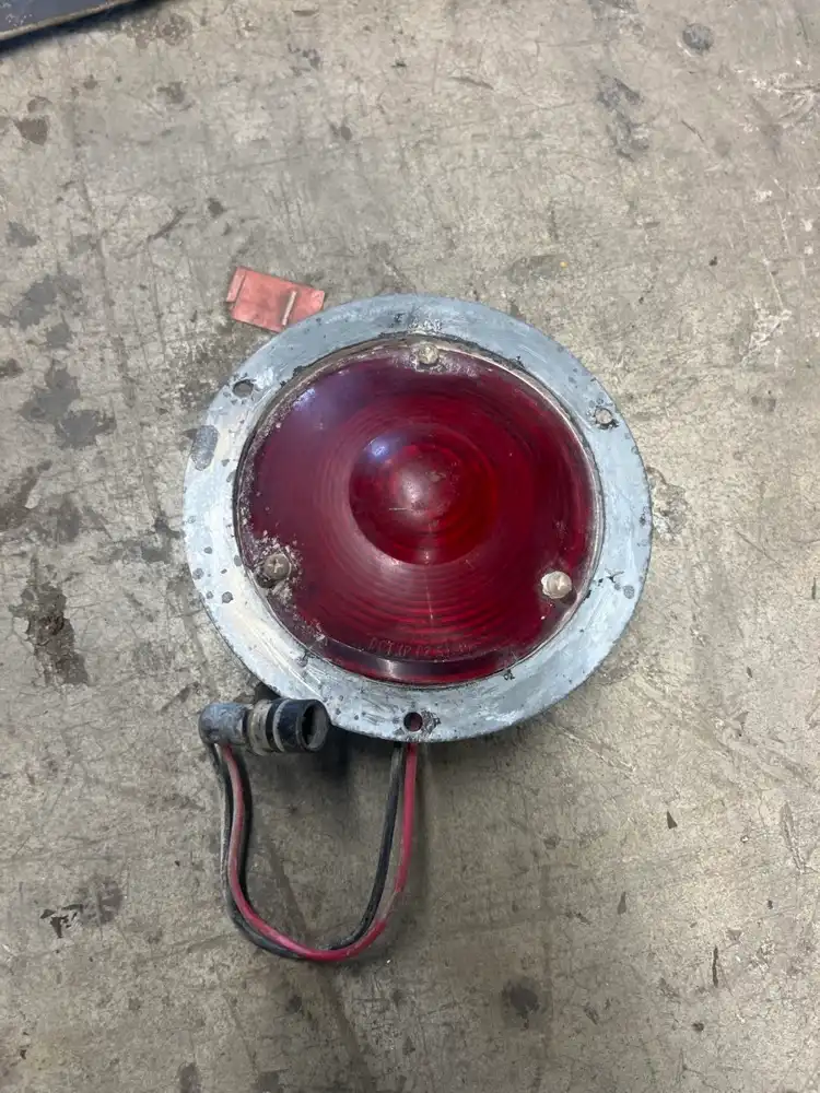 Lamp G image 2