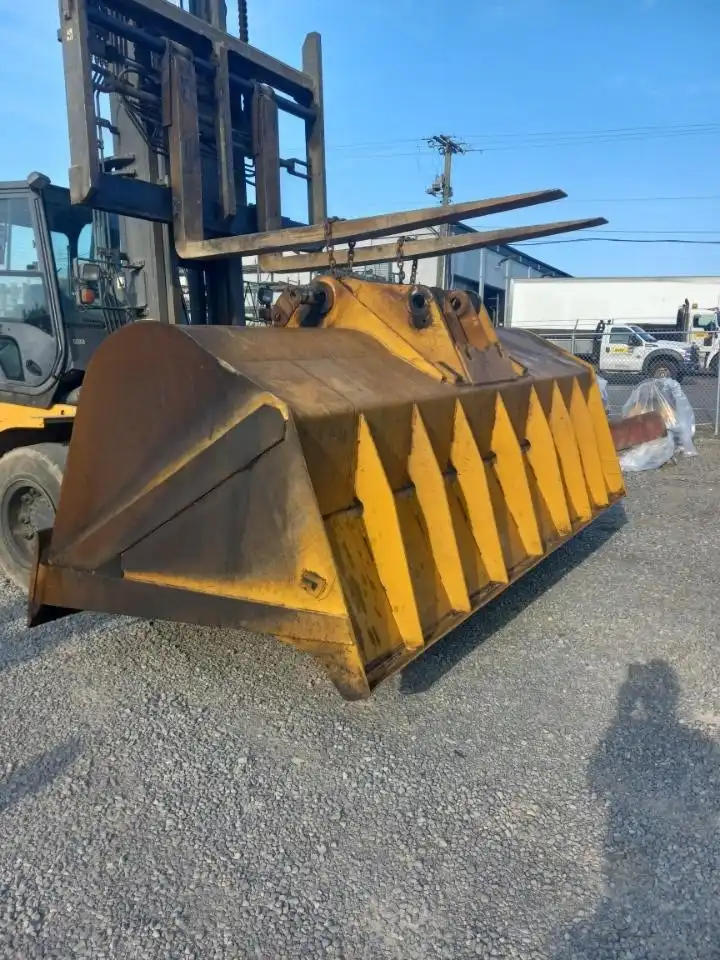 Bucket GP image 2