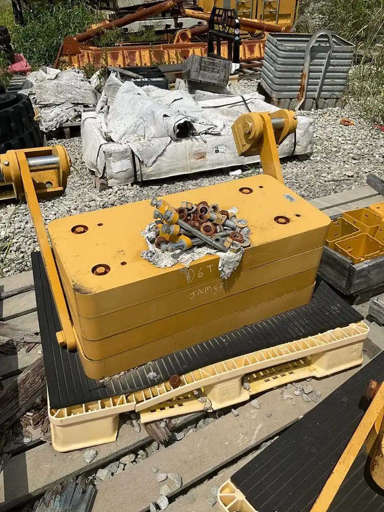 Counterweight image 2
